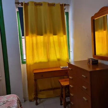 Apartament Piso De 1 Habitacion En Los Cristianos Tenerife